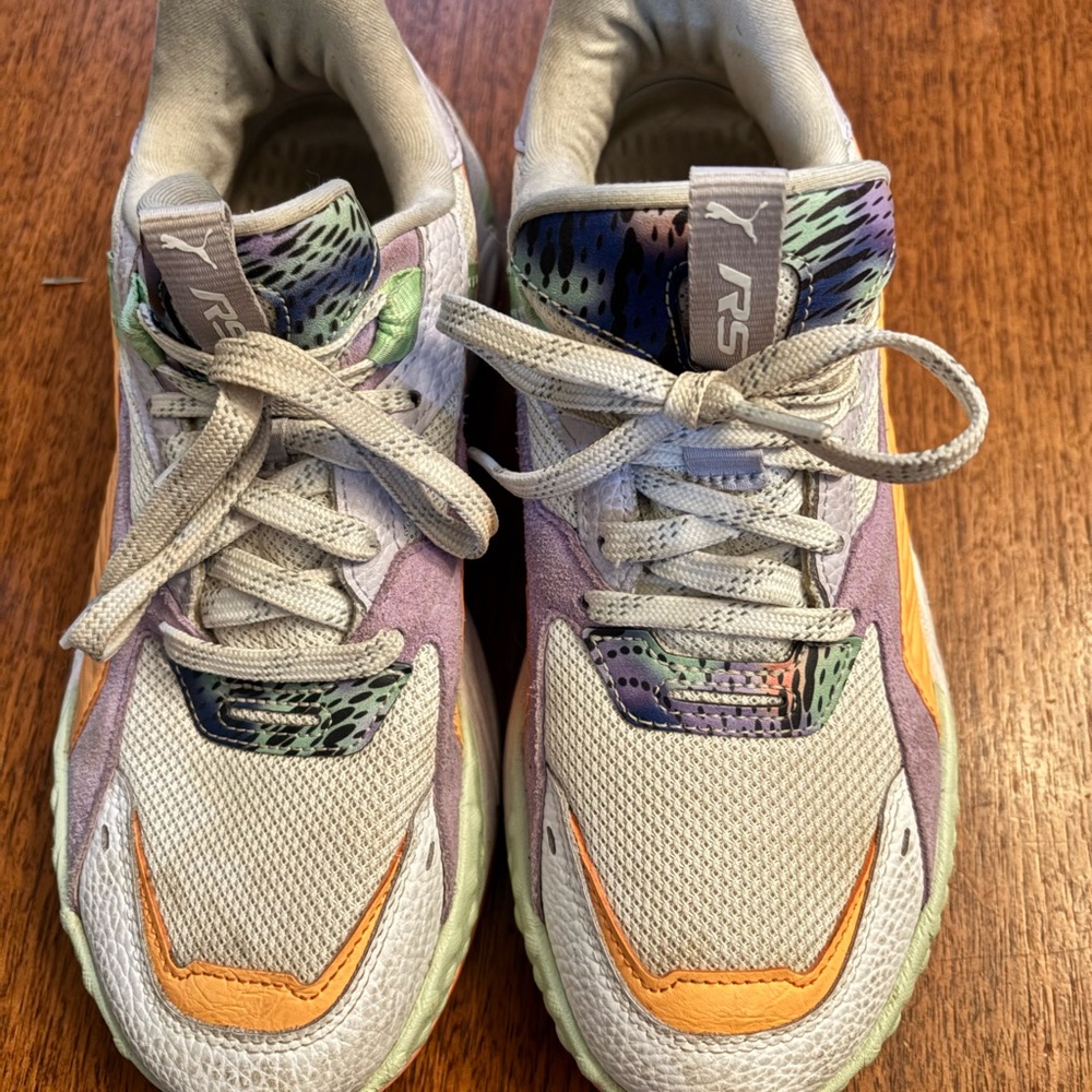 Puma RS Sneakers with White and Gray Accents